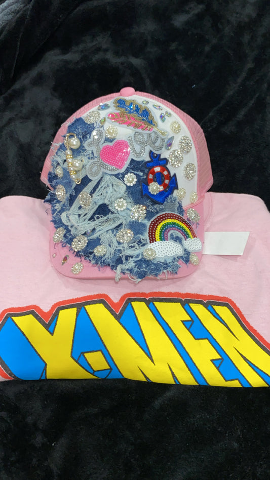 Trucker hat with T-shirt