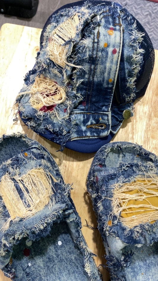Distressed Jean hat, and slides